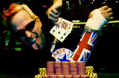 Фил Лаак выигрывает первый турнир WSOPE 2010